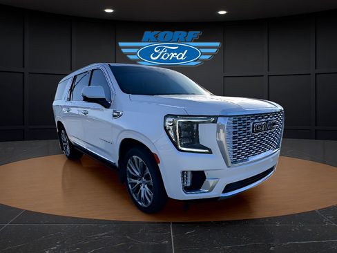 Used 2021 GMC Yukon XL Denali image 7