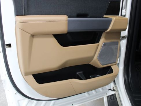 Used 2023 Ford F150 Lariat w/ Trailer Tow Package image 23