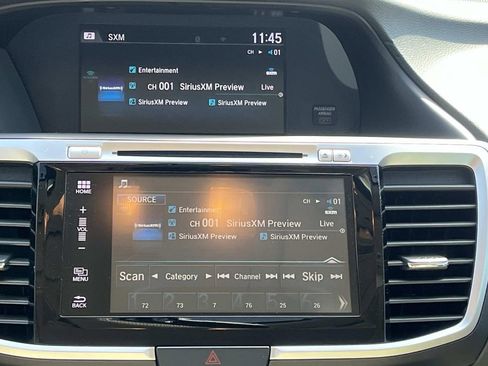 Used 2017 Honda Accord EX image 14