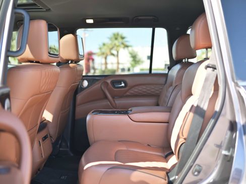 Used 2023 INFINITI QX80 Sensory w/ Cargo Package image 13