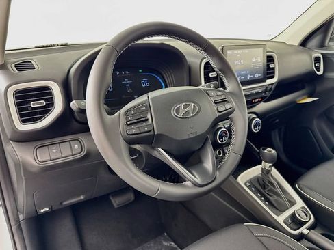 New 2026 Hyundai Venue SEL FWD image 13