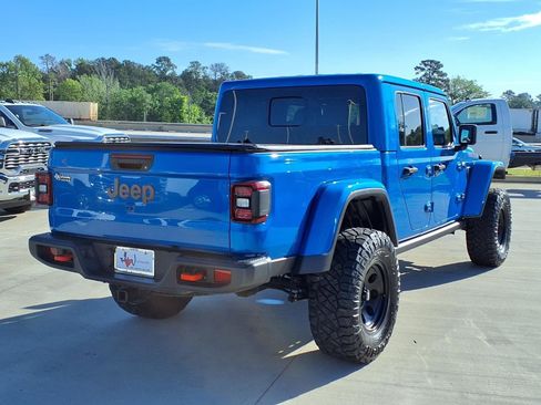 Used 2023 Jeep Gladiator Mojave w/ LED Lighting Group AWD/4WD image 6