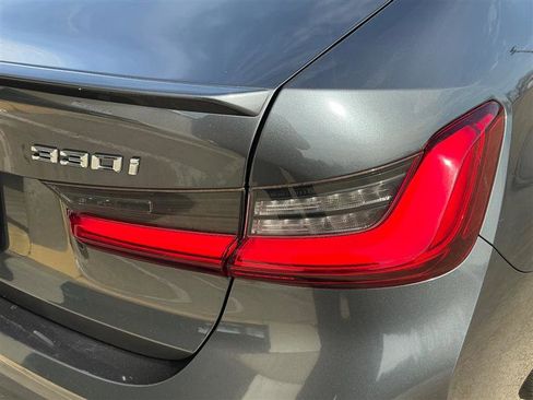 Used 2020 BMW 330i Sedan w/ Premium Package image 20