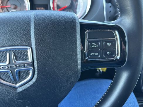 Used 2018 Dodge Grand Caravan SE image 23