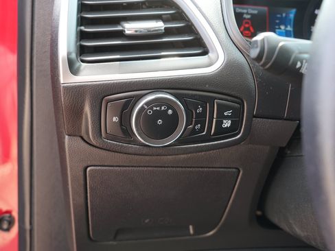 Used 2023 Ford Edge SEL w/ Convenience Package AWD/4WD image 19