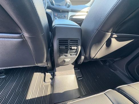 Used 2018 Ford Escape SEL w/ Ford Safe & Smart Package image 36