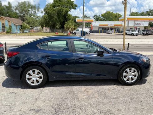 Used 2015 MAZDA MAZDA3 i Sport FWD image 5