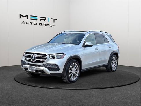 Used 2021 Mercedes-Benz GLE 350 4MATIC w/ Premium Package image 4