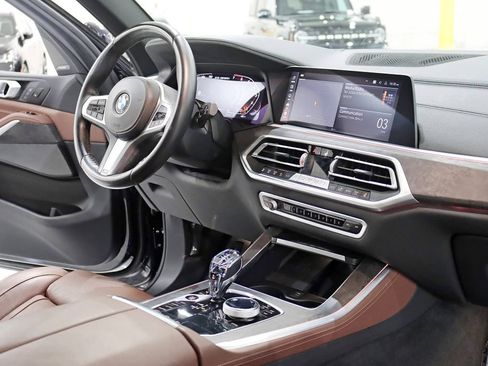 Used 2021 BMW X5 M50i w/ Executive Package AWD/4WD image 33