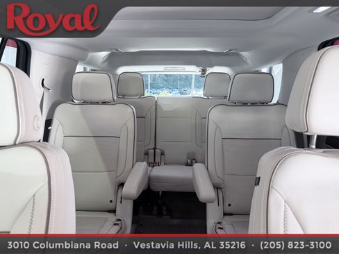 Used 2023 GMC Yukon Denali AWD/4WD image 18