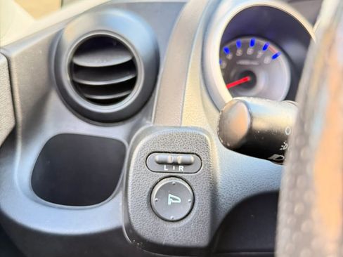 Used 2009 Honda Fit Sport image 14