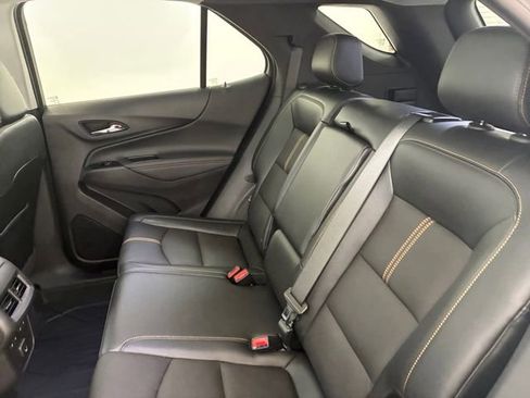 Used 2024 Chevrolet Equinox Premier image 18