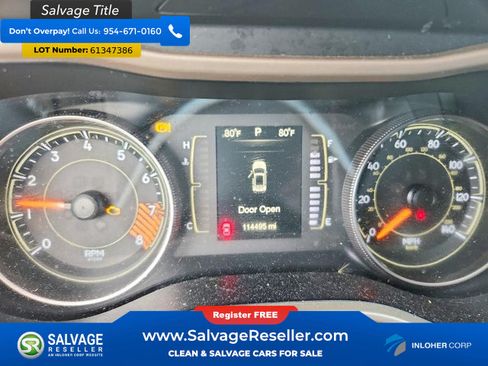 Used 2015 Jeep Cherokee Latitude FWD image 12