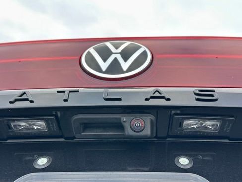 New 2026 Volkswagen Atlas Cross Sport SEL R-Line image 17