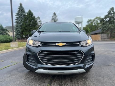 Used 2022 Chevrolet Trax LT w/ Driver Confidence Package AWD/4WD image 13