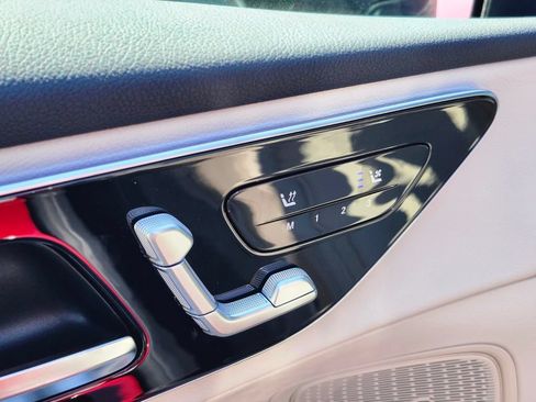 New 2026 Mercedes-Benz GLC 300 4MATIC image 19