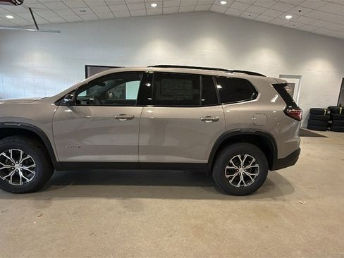 New 2026 GMC Acadia AT4 w/ Luxury Package image 4