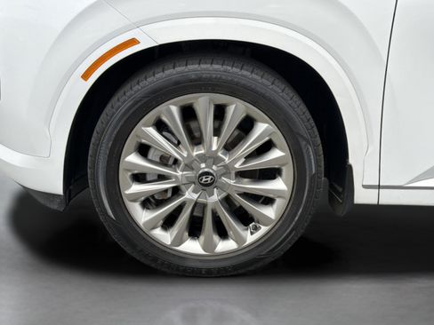 Used 2020 Hyundai Palisade Limited image 12