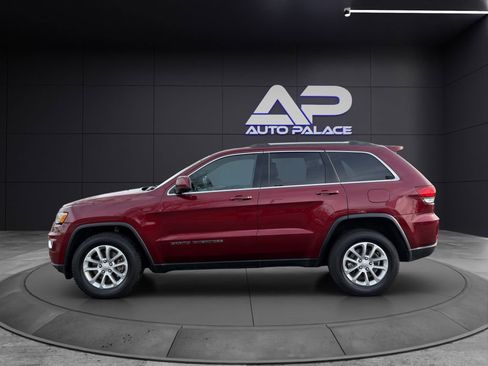 Used 2021 Jeep Grand Cherokee Laredo image 7