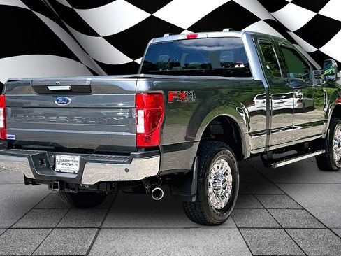 Used 2020 Ford F350 XLT w/ XLT Premium Package AWD/4WD image 2
