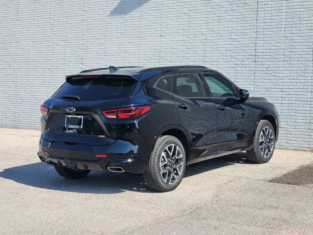 New 2026 Chevrolet Blazer RS w/ Driver Confidence II Package FWD image 4