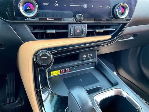 Used 2023 Lexus NX 350 AWD image 26