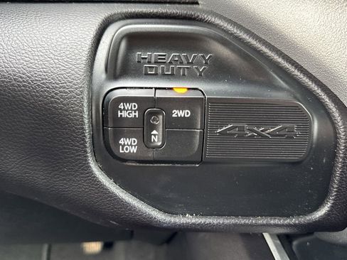 Used 2022 RAM 2500 Big Horn AWD/4WD image 13