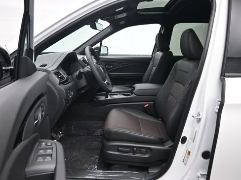 New 2026 Honda Ridgeline Black Edition image 18