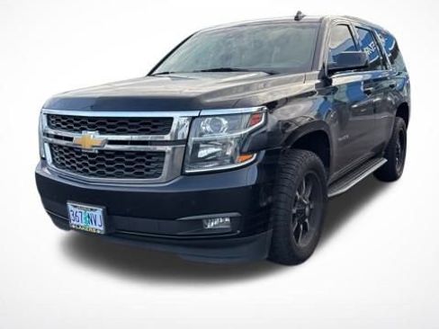 Used 2016 Chevrolet Tahoe LT w/ Luxury Package image 2