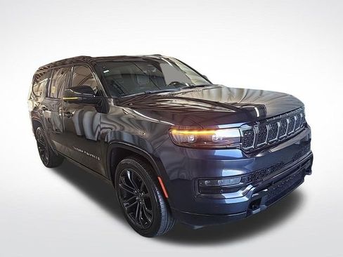 Used 2023 Jeep Grand Wagoneer Series III w/ Quick Order Packagew 28T AWD/4WD image 10