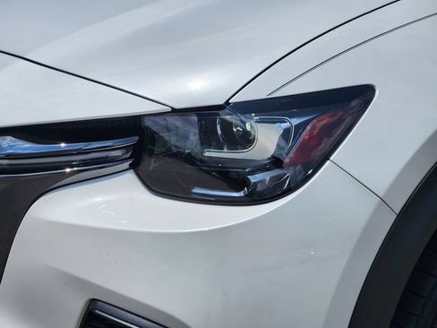 Used 2025 MAZDA CX-70 Plug-In Hybrid w/ Premium Plus AWD/4WD image 9