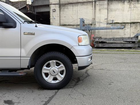 Used 2005 Ford F150 STX AWD/4WD image 24