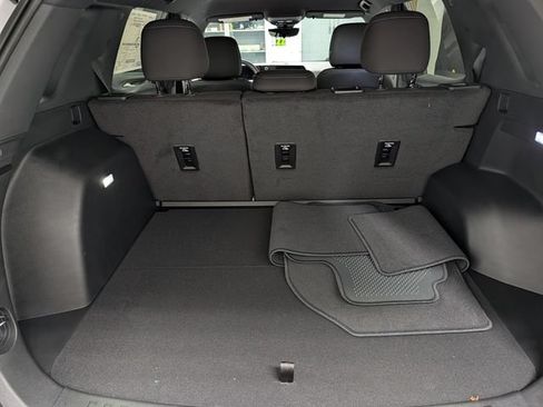 New 2026 Chevrolet Equinox LT w/ Midnight Edition FWD image 13