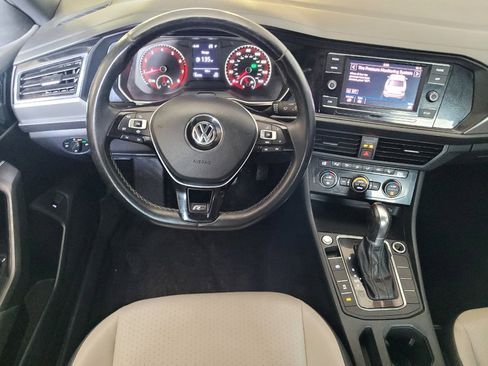 Used 2019 Volkswagen Jetta R-Line w/ R-Line Cold Weather Package FWD image 22