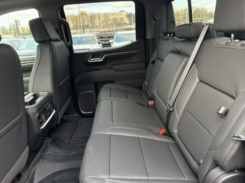 New 2026 GMC Sierra 1500 SLT w/ SLT Premium Plus Package image 6