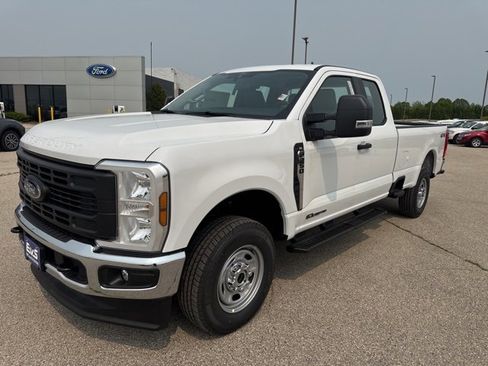 New 2025 Ford F250 XL w/ XL Chrome Package image 7