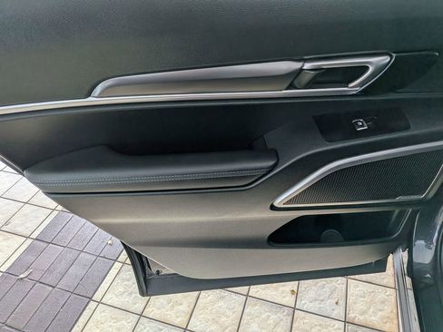 Used 2025 Kia Telluride S FWD image 22