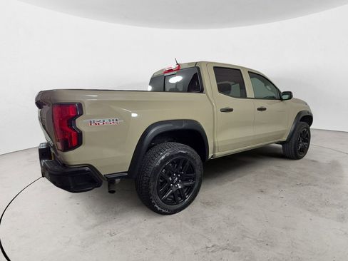 Certified 2024 Chevrolet Colorado Trail Boss w/ Advanced Trailering Package AWD/4WD image 5