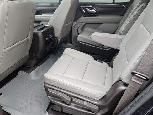 Used 2022 Chevrolet Tahoe LT w/ LT Signature Package RWD image 10