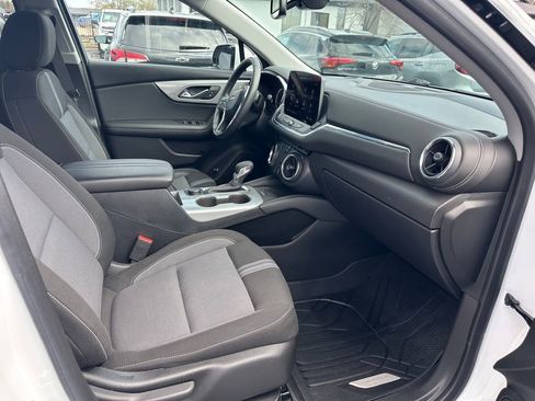 Used 2023 Chevrolet Blazer LT w/ Convenience Package FWD image 30