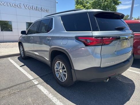 Used 2023 Chevrolet Traverse LT AWD/4WD image 13