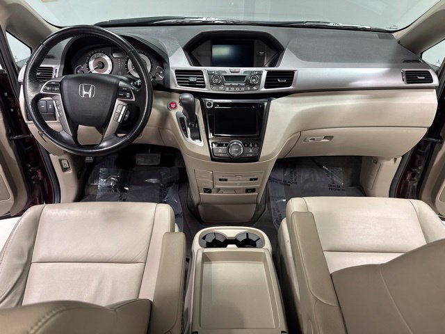 Used 2017 Honda Odyssey Touring Elite image 4