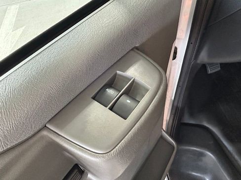 New 2025 Chevrolet Express 3500 w/ Power Convenience Package image 34