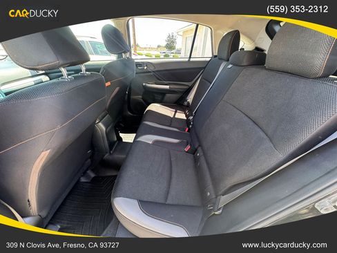 Used 2016 Subaru Crosstrek 2.0i Premium AWD/4WD image 18