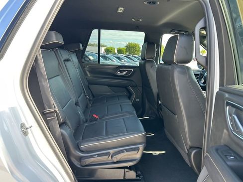 Used 2023 GMC Yukon SLT image 38