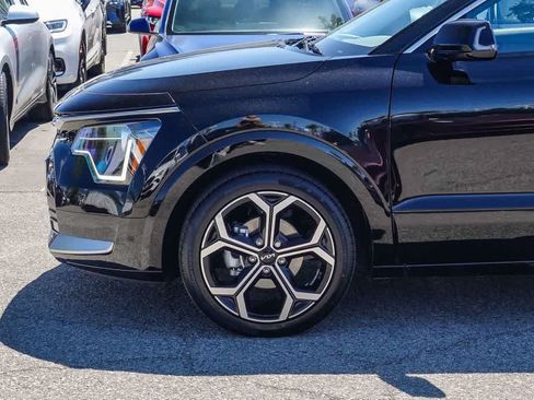 Certified 2023 Kia Niro EX Touring FWD image 9