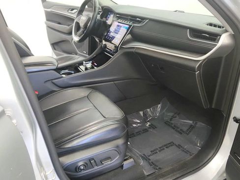 Used 2022 Jeep Grand Cherokee L Limited AWD/4WD image 28