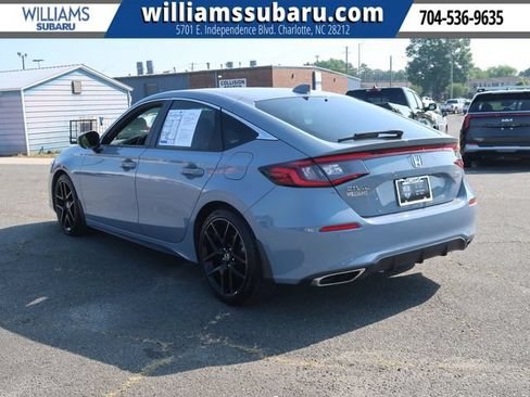 Used 2023 Honda Civic Sport Touring image 6