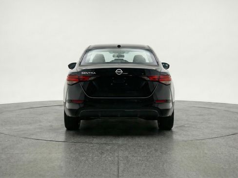 Used 2025 Nissan Sentra SV image 7