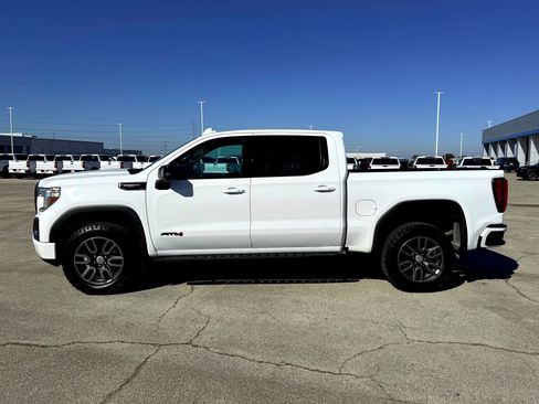 Used 2022 GMC Sierra 1500 AT4 w/ AT4 Premium Package image 10